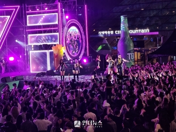 [인더필드] 여름에는 돼지국밥 보다 생맥…부산 ‘센텀맥주축제’ 흥했다
