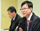 김상조 위원장 “유통업체-납품업체, 성과 배분해야”