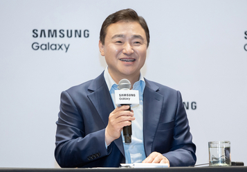 노태문 삼성전자 사장, “올해 4억대 기기에 갤럭시 AI 탑재”…모바일 AI 선도 의지