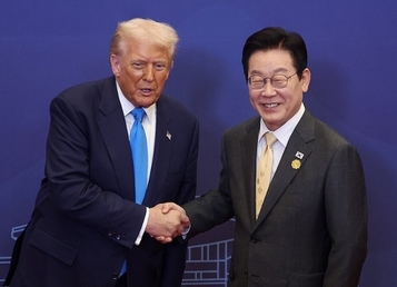 韓·美 관세협상 상호관세 15 ·현금투자 연 상한 200억달러 합의