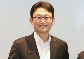 KT 이사회, 차기 대표이사 후보로 박윤영 전 KT사장 확정