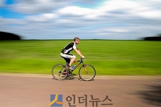 교보라이프플래닛은 본격적인 야외활동 전에 미리 보험에 가입한다면 만일의 경우를 대비할 수 있다고 9일 밝혔다.