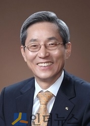 윤종규 KB금융지주 회장.