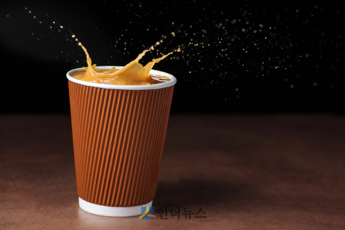 커피전문점의 일회용컵. (출처: 게티이미지뱅크)