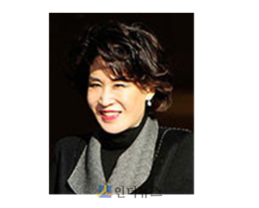 이명희 신세계백화점 총괄회장. 