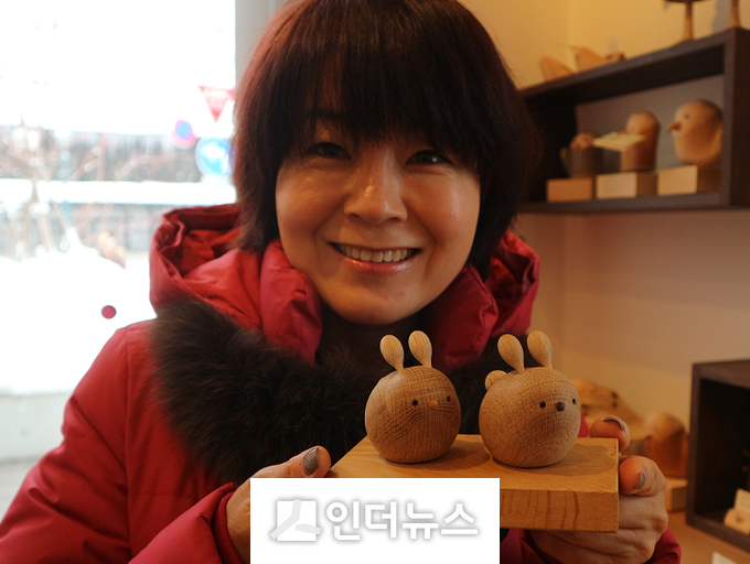 유희경 스토리 디자이너. 