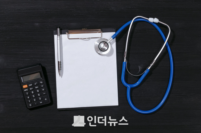 KT(회장 황창규)는 KB손해보험·엔에스스마트와 ‘실손의료보험 다이렉트 청구사업’을 위한 업무협약을 맺었다고 11일 밝혔다. Photo ⓒ 게티이미지