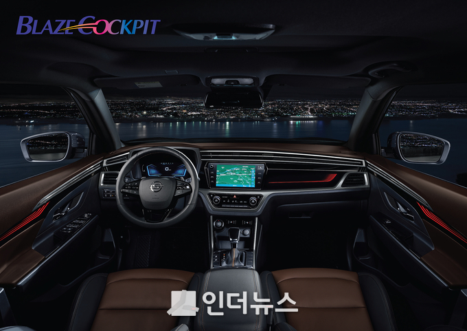 신형 코란도에 적용된 '블레이즈 콕핏'. Photo @ 쌍용자동차 