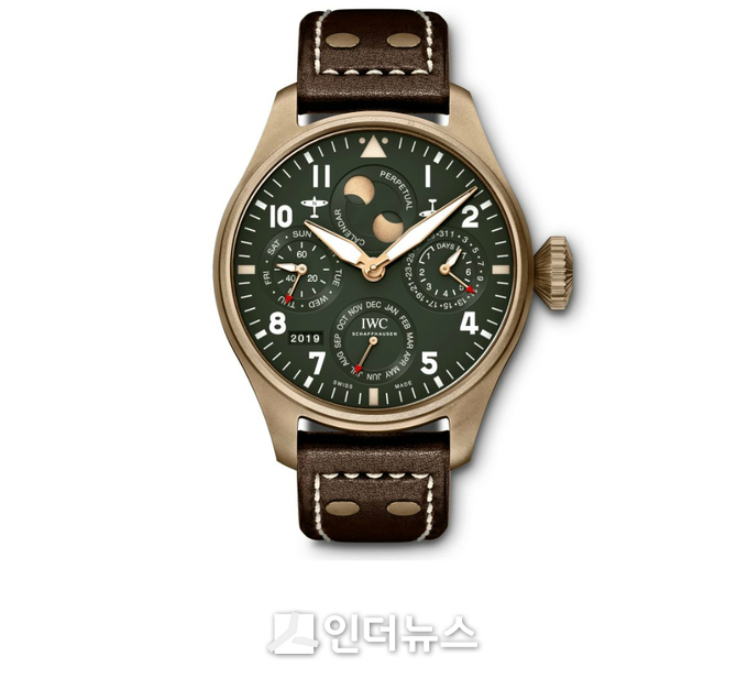 롯데백화점은 스위스 시계 브랜드 ‘IWC’의 2019년 신상품 11종을 소공동 본점 1층 팝업스토어에서 3월 7일까지 선보인다고 밝혔다. Photo@ IWC