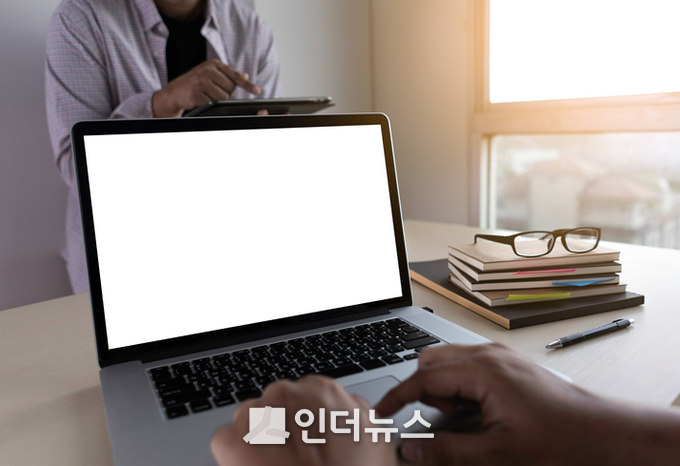 업계 관계자에 따르면 위메프는 PC오프제를 4월부터 오픈마켓 업계 최초로 시행할 계획이다. Photoⓒ 게티이미지뱅크