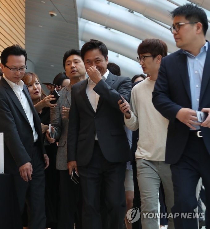 박정호 SK텔레콤 사장이 5G플러스 전략회의에 참석하고 있다. Photo ⓒ SK텔레콤