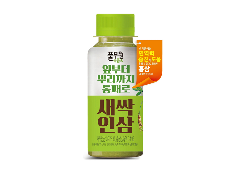  풀무원녹즙, 새싹인삼 한 뿌리를 한 병에 담은 기능성 표시 일반식품 ‘새싹인삼’ 출시. 사진ㅣ풀무원