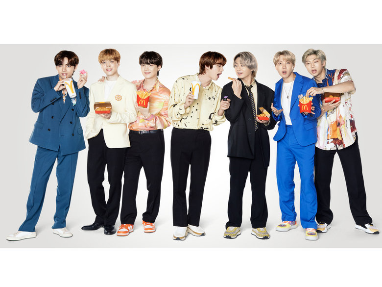 맥도날드가 27일 오전10시30분부터 방탄소년단 세트메뉴인 ‘The BTS 세트’를 한국맥도날드 전 매장에 공식 출시합니다. 사진ㅣ맥도날드