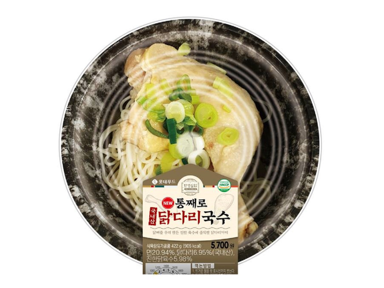 통째로 닭다리국수. 이미지ㅣ세븐일레븐