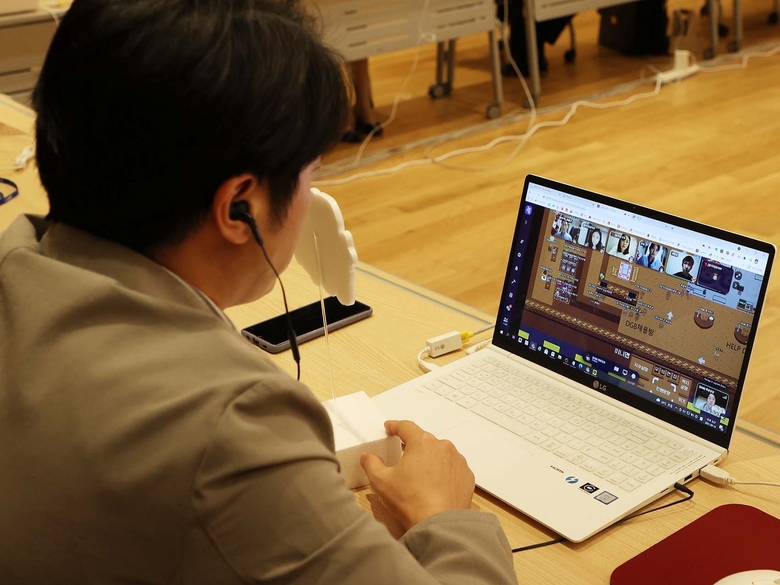 DGB대구은행이 메타버스로 진행한 채용설명회. 사진ㅣDGB대구은행