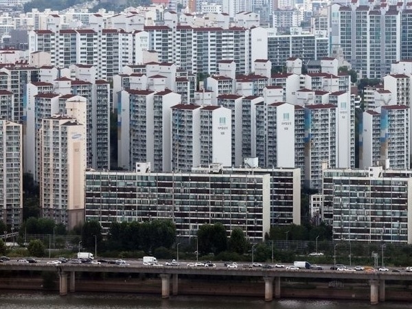 서울시 한강변 아파트 단지 전경. 사진ㅣ연합뉴스 