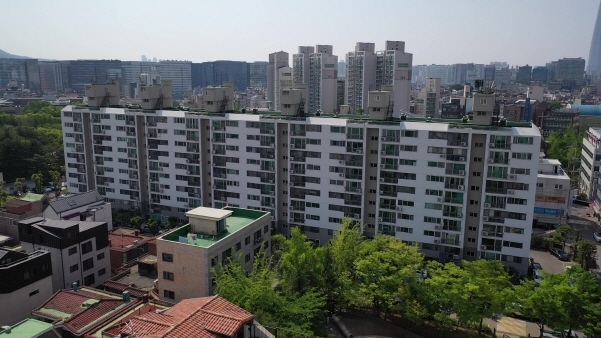 서울 송파구 문정현대아파트 전경. 사진|쌍용건설