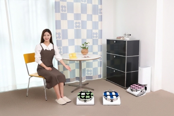 삼성전자가 패션 디자인 브랜드 '드롭드롭드롭'과 협업한 비스포크 제트 봇 AI 스페셜 에디션 사진. 사진|삼성전자