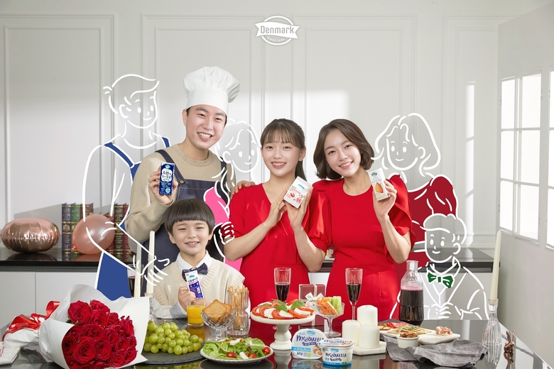 ‘덴마크’ 모델 버츄얼 휴먼 가족 ‘신선패밀리’. 사진ㅣ동원F&B