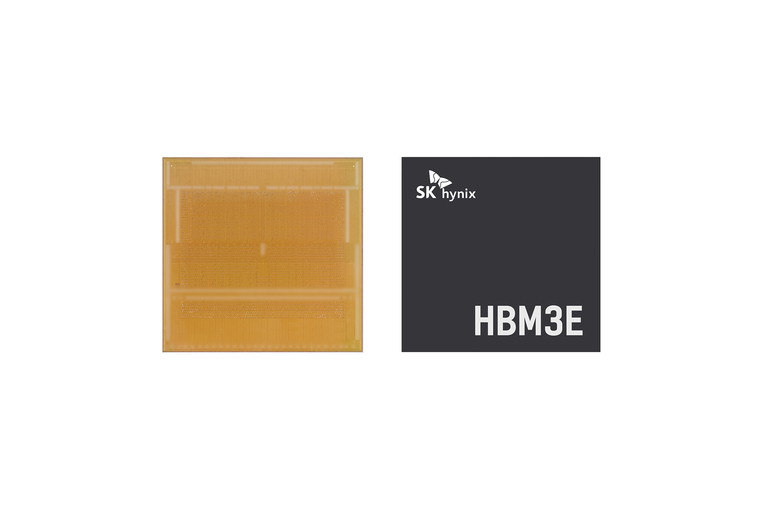 SK하이닉스가 개발한 AI용 초고성능 D램 'HBM3E' 제품. 사진|SK하이닉스