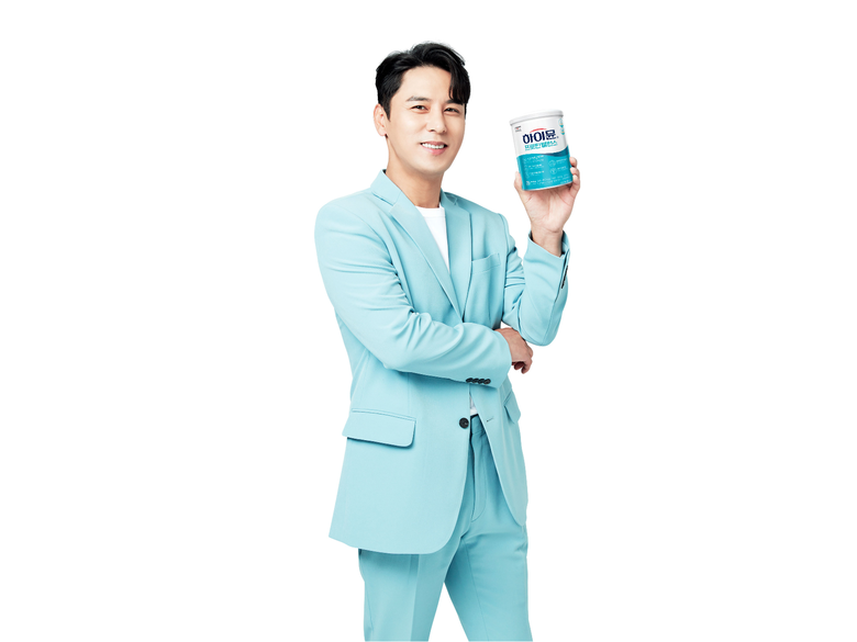 하이뮨, 가수 장민호와 전속모델 재계약. 이미지ㅣ일동후디스