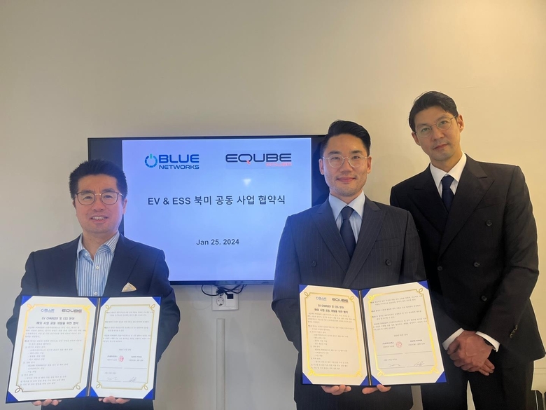 왼쪽부터 블루네트웍스 허장은 CSO, 이큐브 파워의 제프 리우(JEFF LEW) CEO. 사진|블루네트웍스