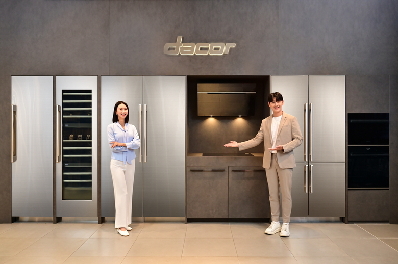 삼성스토어 신세계 강남점에 전시된 럭셔리 빌트인 가전 브랜드 '데이코(Dacor)' 제품. 사진|삼성전자