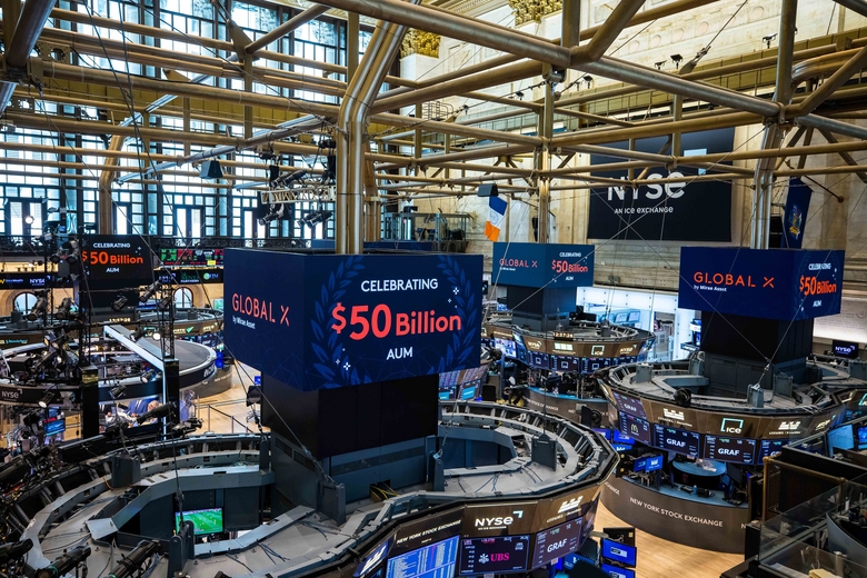 미국 뉴욕증권거래소(NYSE)에 게재된 Global X 운용자산 500억달러 돌파 기념 이미지 