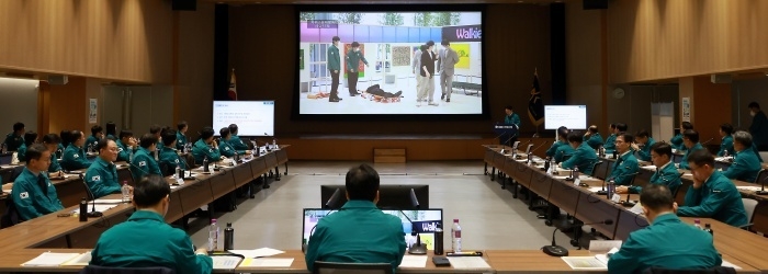 금융위원회와 관계기관이 28일 중소기업은행에서 금융기관 재난대응 안전한국훈련을 하고 있다. 사진ㅣ금융위원회