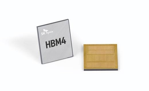 SK하이닉스 HBM4 12단 샘플 사진|SK하이닉스
