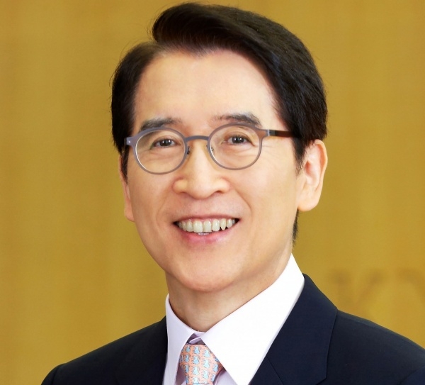 신창재 교보생명 대표이사 겸 이사회 의장. 사진ㅣ교보생명