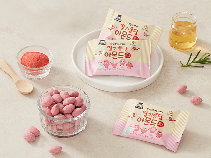 아이누리 딸기퐁당 아몬드 상품. 이미지ㅣCJ프레시웨이