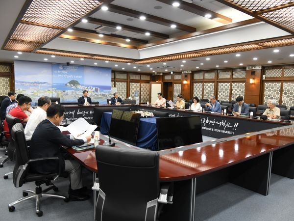 북극항로 정책 연계 간담회. 사진ㅣ국립한국해양대학교 