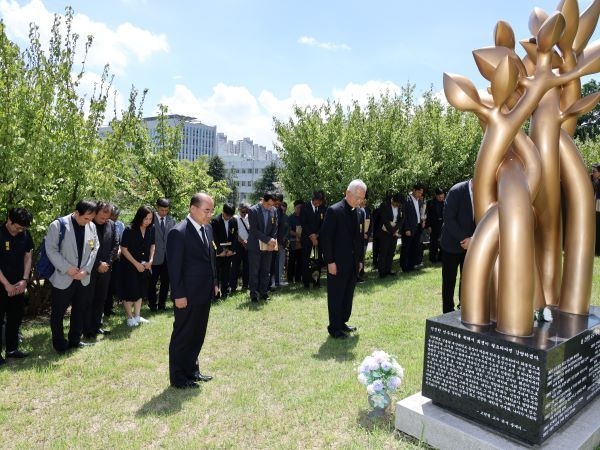 故 고현철 교수 10주기 추도식. 사진ㅣ부산대학교 
