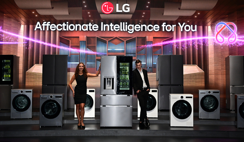 전시관 입구에 마련된 'LG AI 가전의 오케스트라' 연출 공간. 사진ㅣLG전자