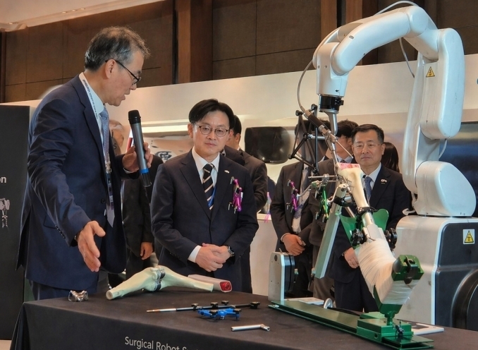 큐렉소, '한-인도 비즈니스 파트너십 포럼' 참가...현지 공략 가속화 - 뉴스 썸네일 이미지