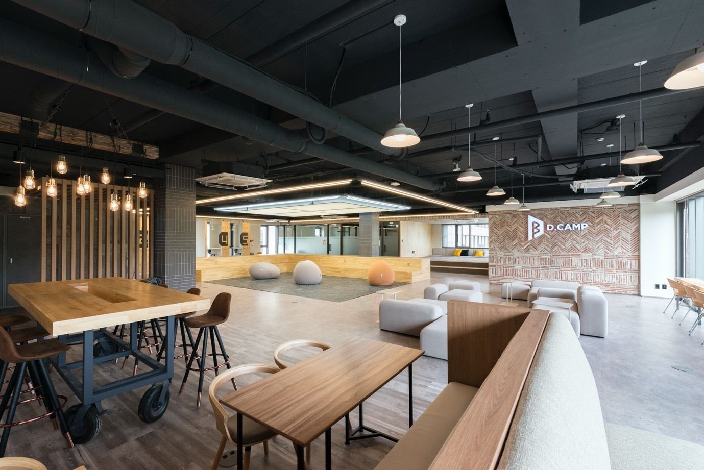 디캠프 내부 모습 사진ㅣ디캠프